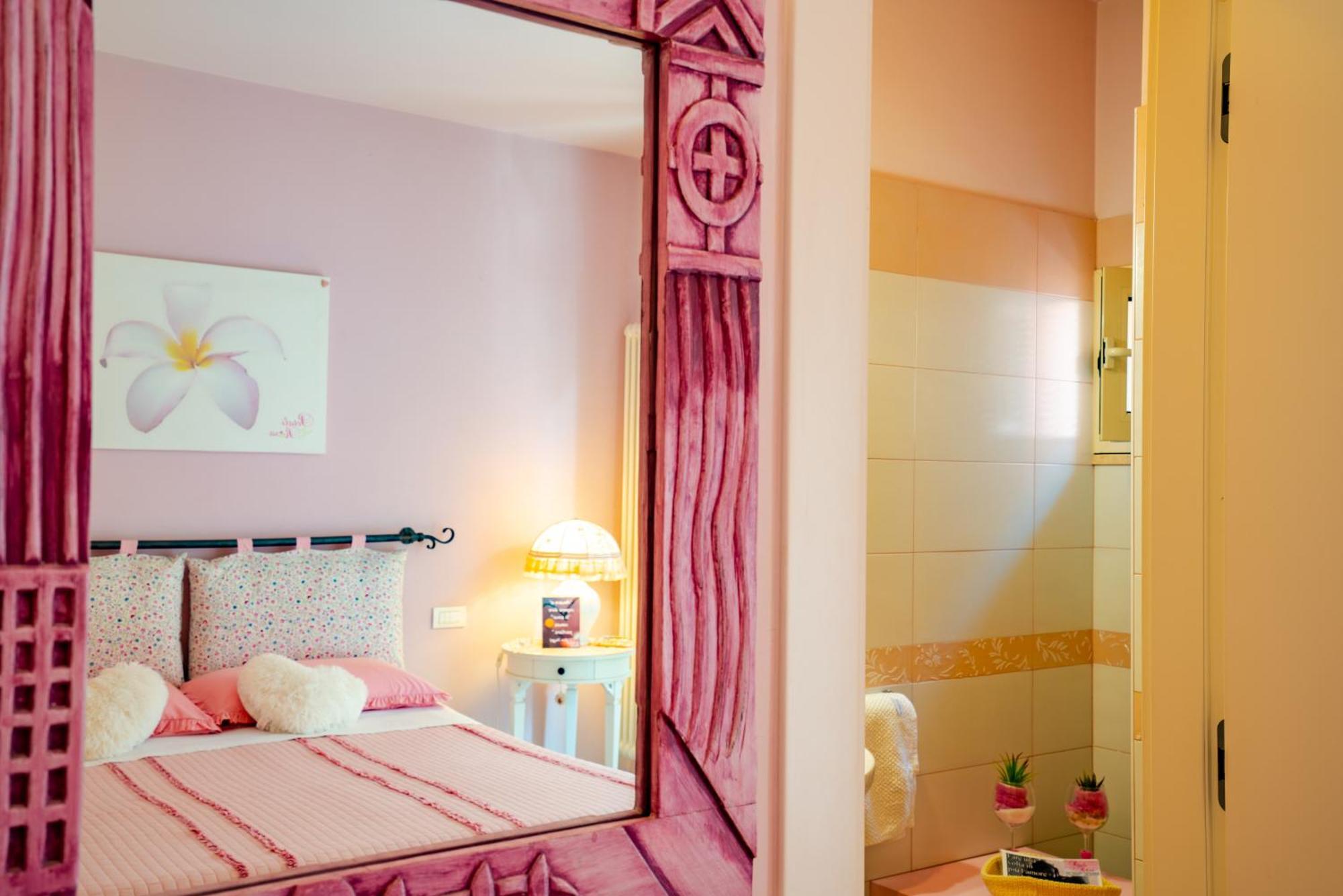 Bed and Breakfast Petali Rosa Полиньяно-а-Маре Экстерьер фото