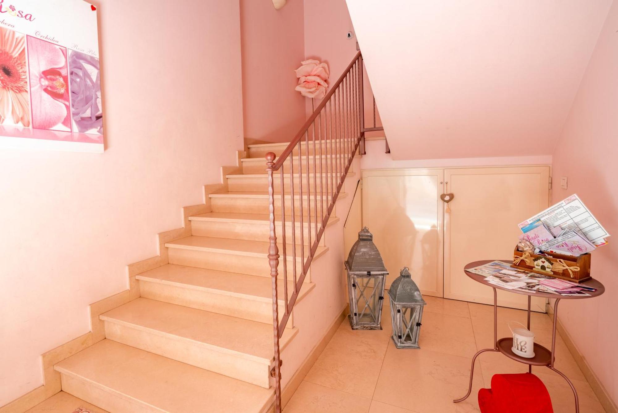 Bed and Breakfast Petali Rosa Полиньяно-а-Маре Экстерьер фото