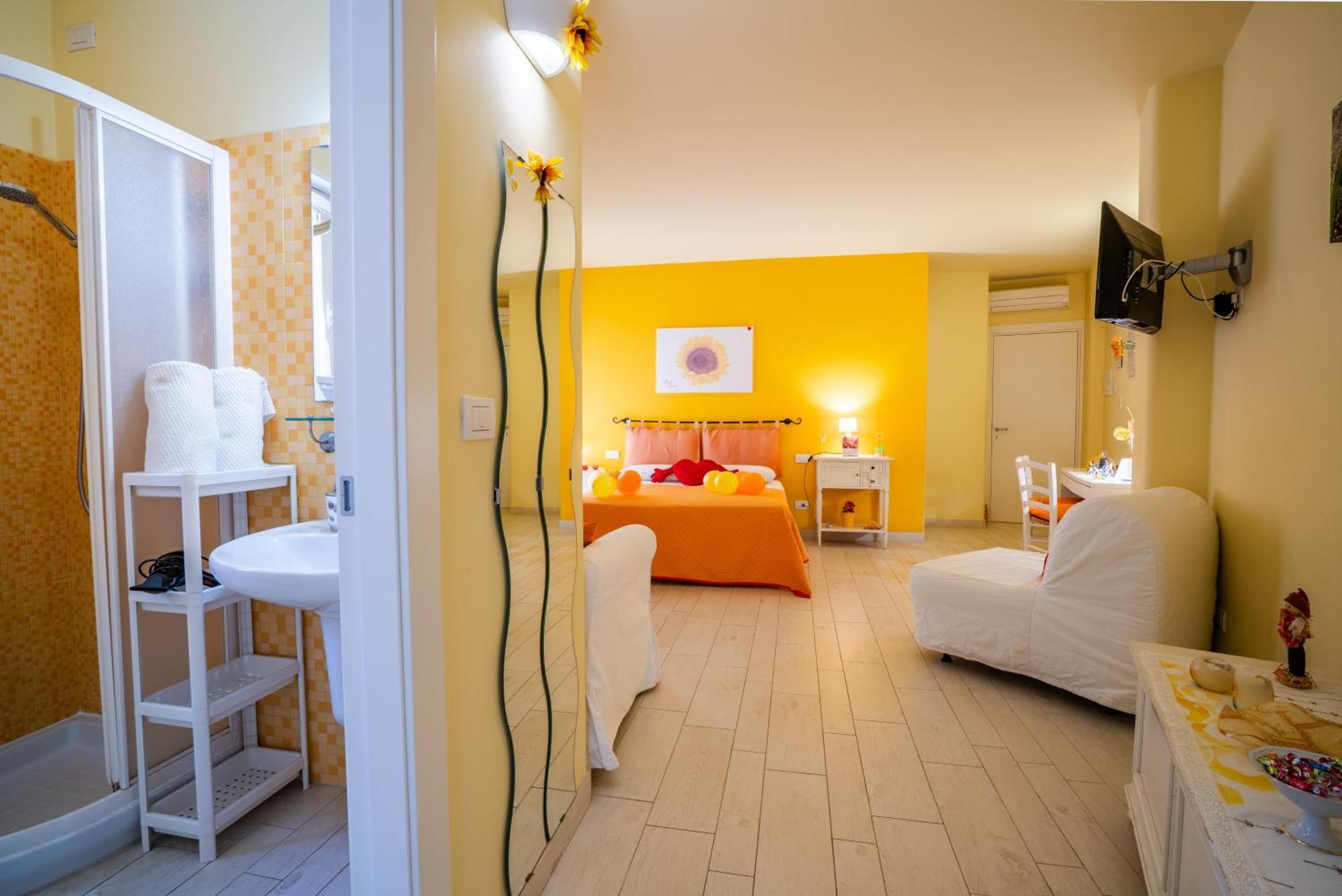 Bed and Breakfast Petali Rosa Полиньяно-а-Маре Экстерьер фото