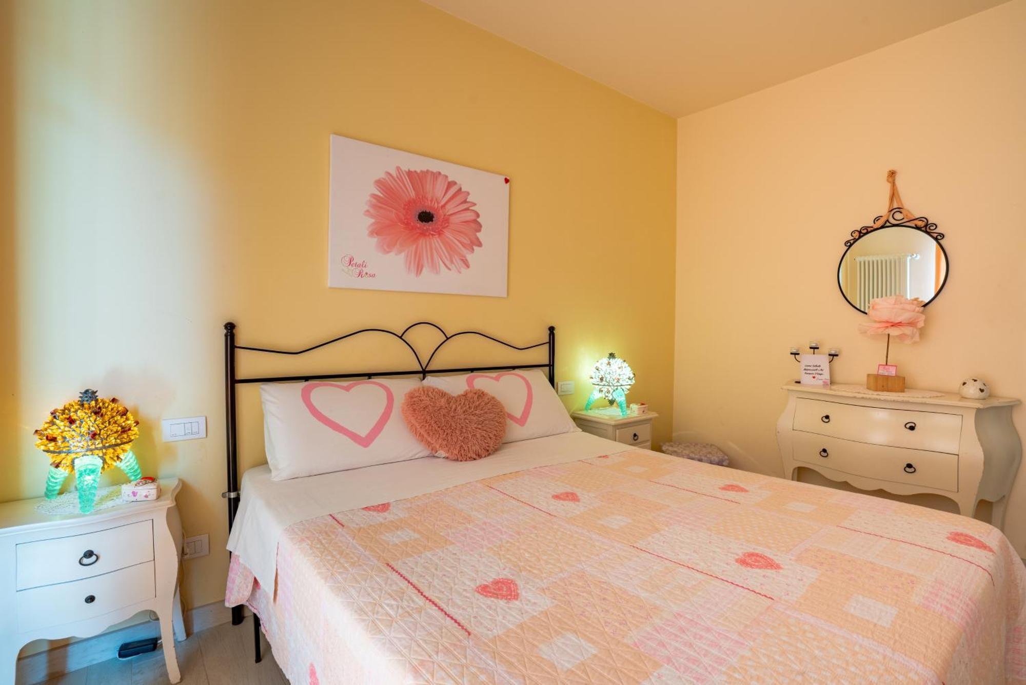 Bed and Breakfast Petali Rosa Полиньяно-а-Маре Экстерьер фото