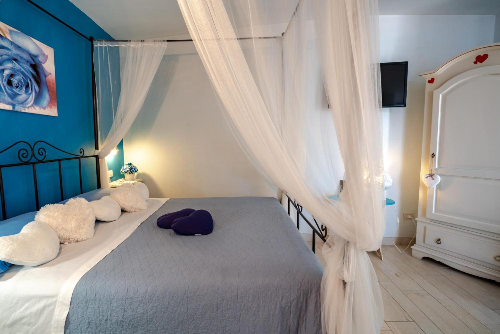 Bed and Breakfast Petali Rosa Полиньяно-а-Маре Экстерьер фото