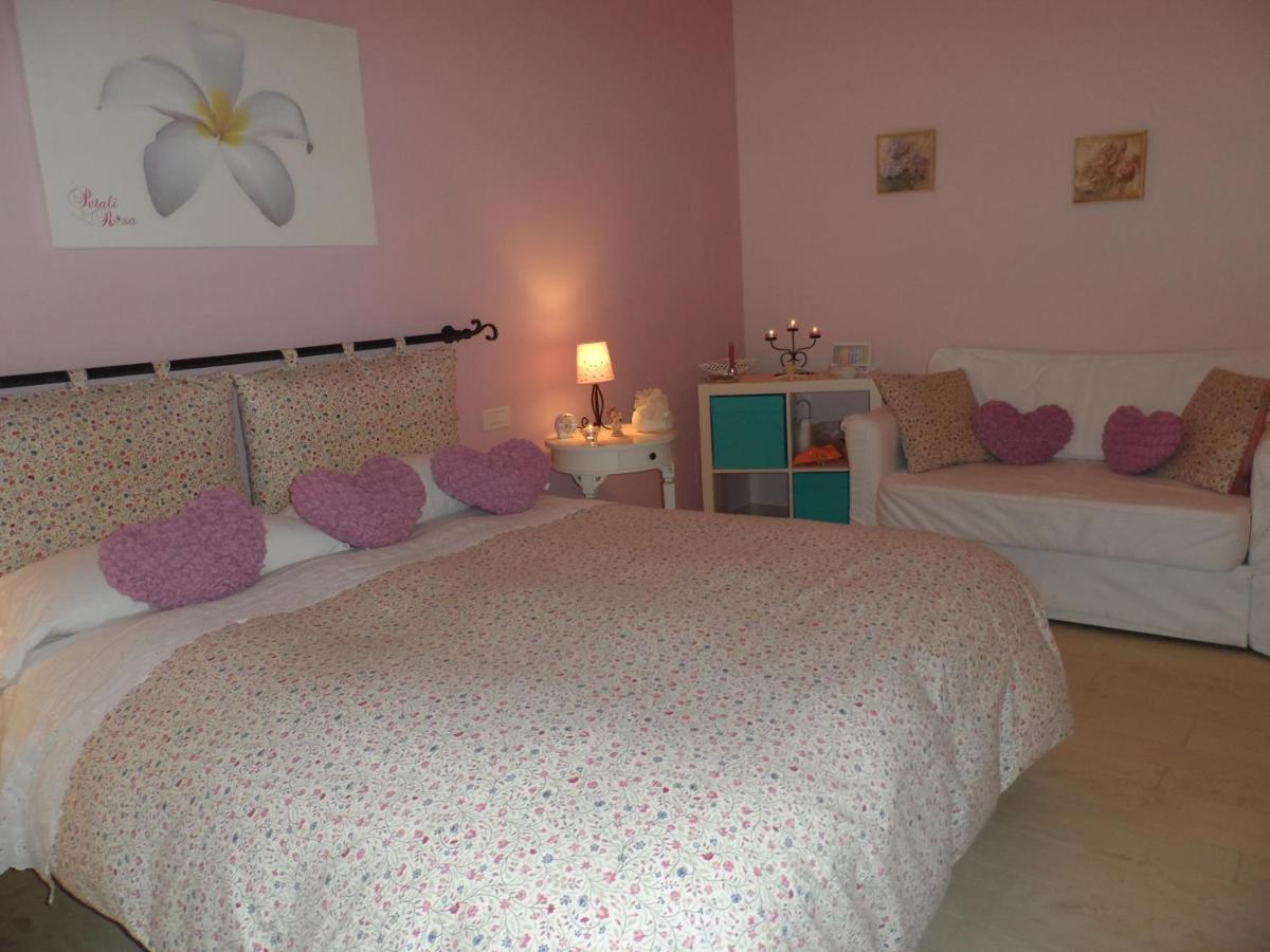 Bed and Breakfast Petali Rosa Полиньяно-а-Маре Экстерьер фото